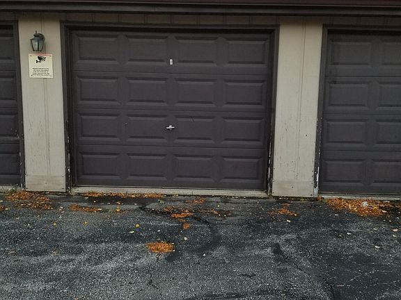 2nd image of 1578 Liberty Dr APT 2N