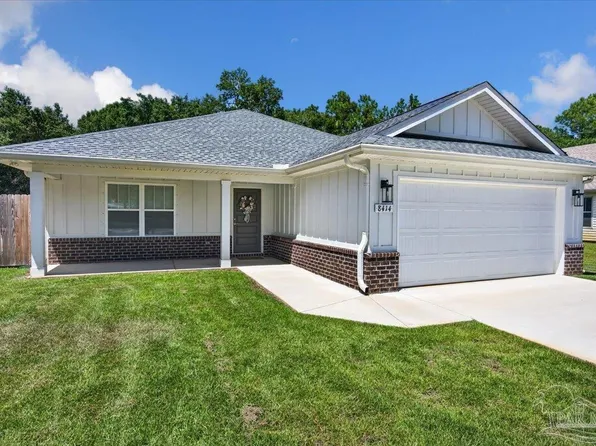 8414 Lucena St, Navarre, FL 32566