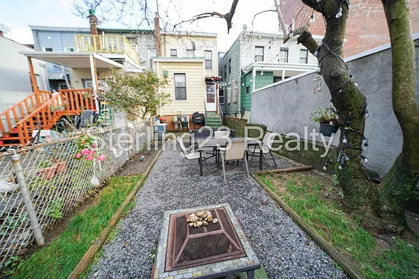 Rented by Sterling Realty Solution Inc | media 1