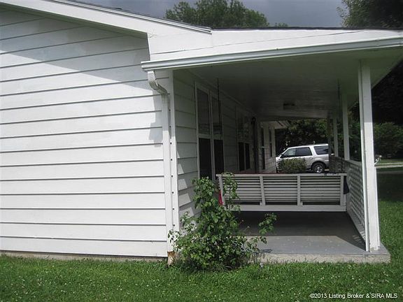 4th image of 536 Wyandotte Ave