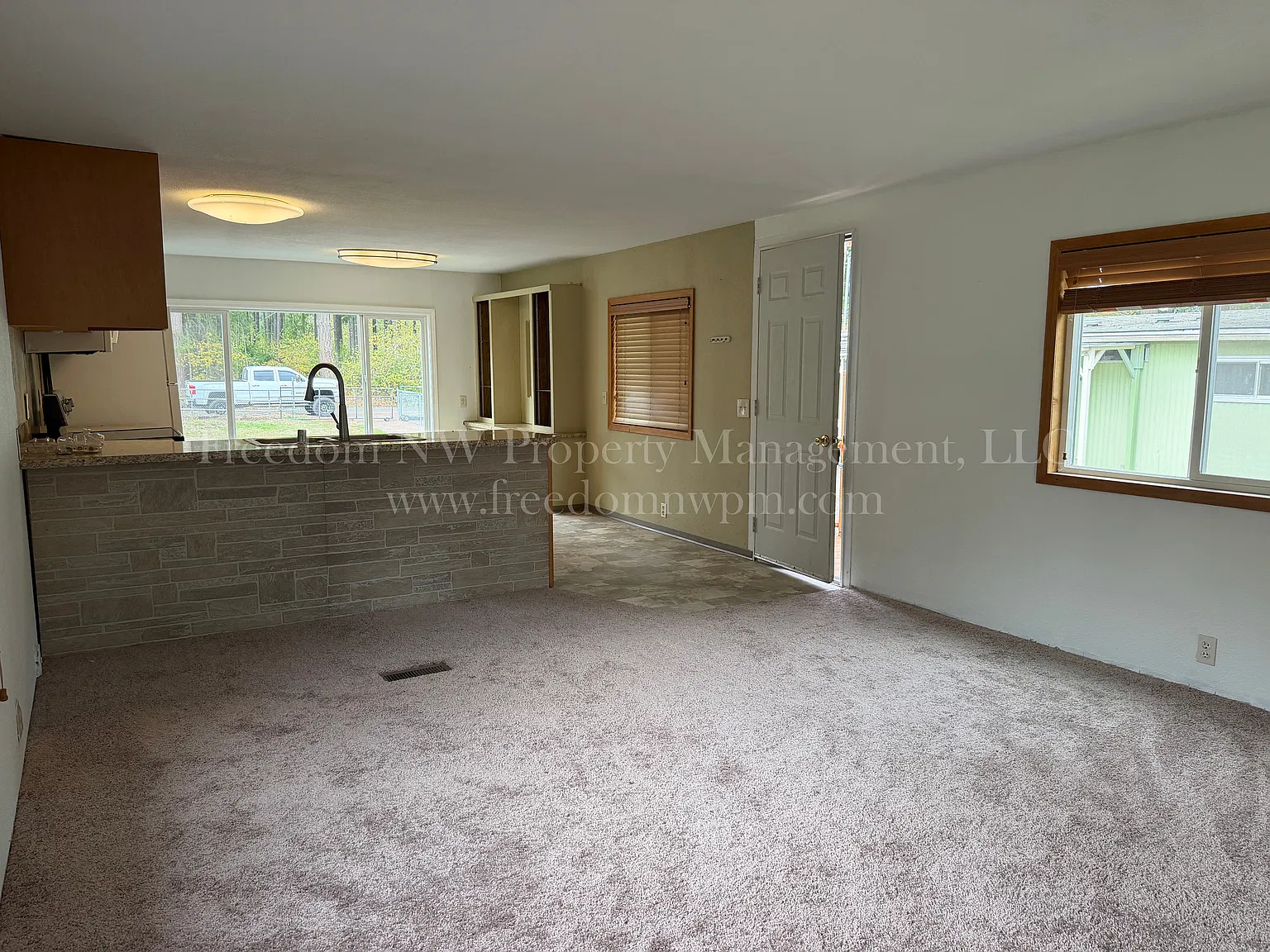 2 bed, $1,800 — Photo 3