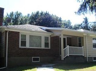 32 Claridge Dr, Worcester, MA 01602