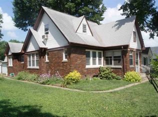2230 Davie St, Davenport, IA