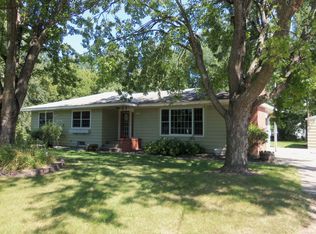906 11th St N, Benson, MN 56215