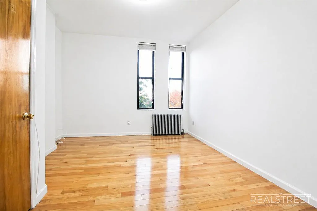 Building Photo - 183 7th Ave #1