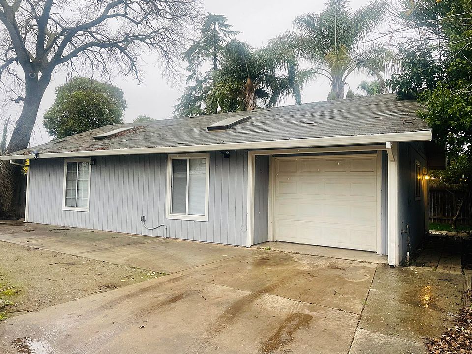 1st image of 154 El Camino Ave #B