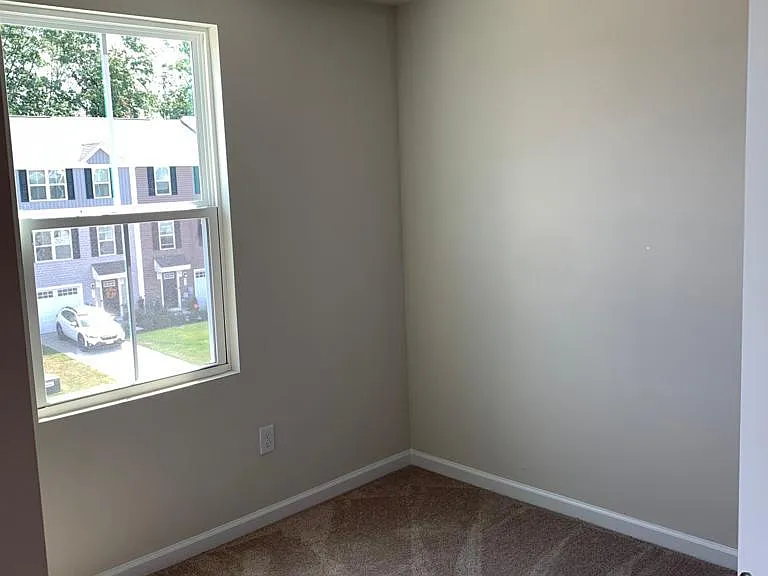 409 Comfort Rd — Photo 14