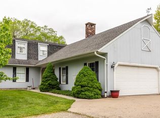 604 W Pleasant Valley St, Sigourney, IA 52591
