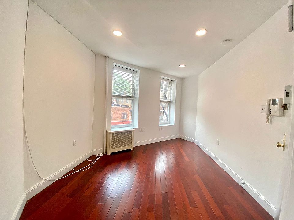 1st image of 26 7th Ave S #3F