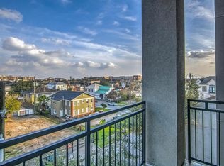 1010 Rosine St APT 302, Houston, TX 77019