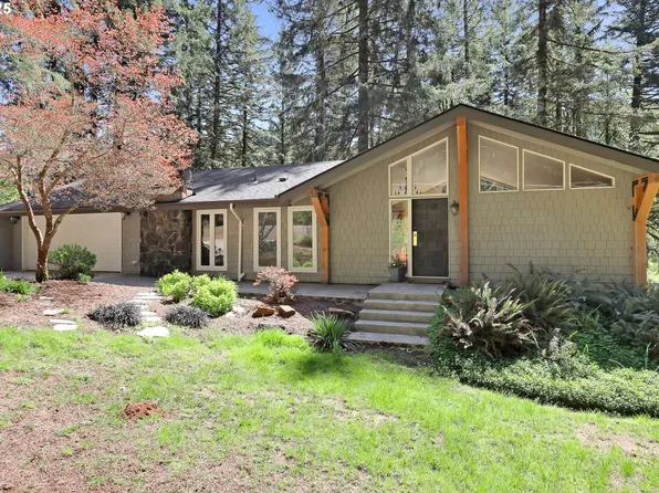 22276 Vaughn Rd, Veneta, OR 97487