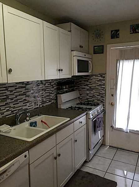 1st image of 51 NE 204th St APT 17