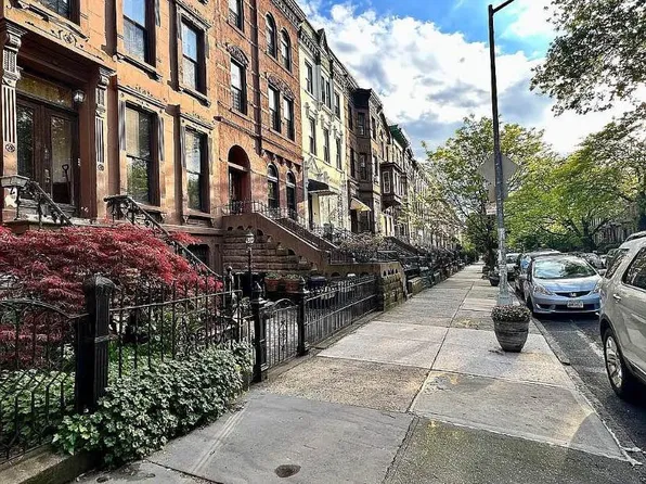 330 Lewis Avenue image 1 of 6