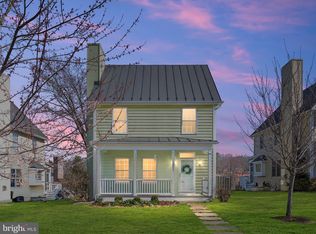 6312 Lee St, The Plains, VA 20198