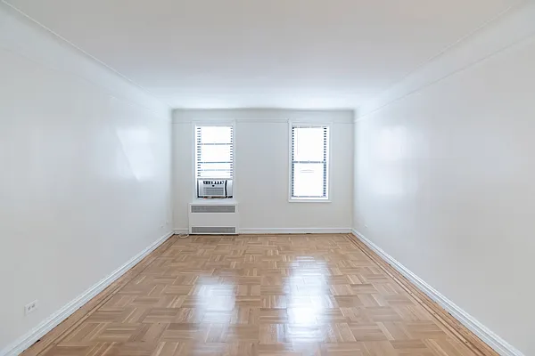 Rented by Douglas Elliman | media 19