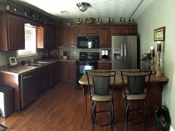 2nd image of 108 Illinois Way
