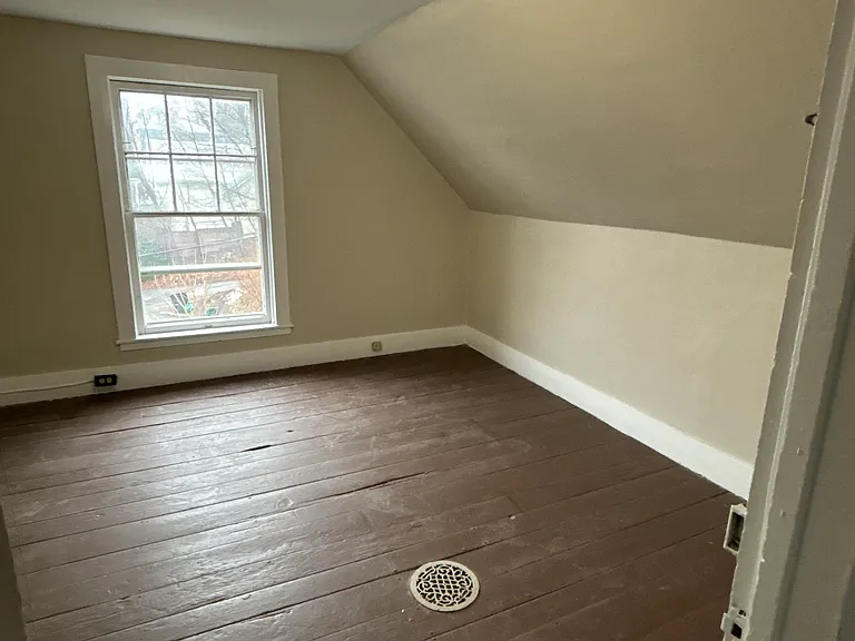 173 High St #15 — Photo 13