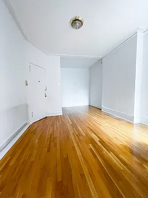 Rented by Urban Real Estate Inc | media 23
