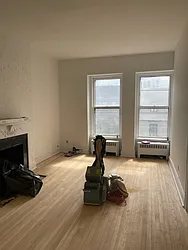 Rented by K & O Realty Associates Inc.