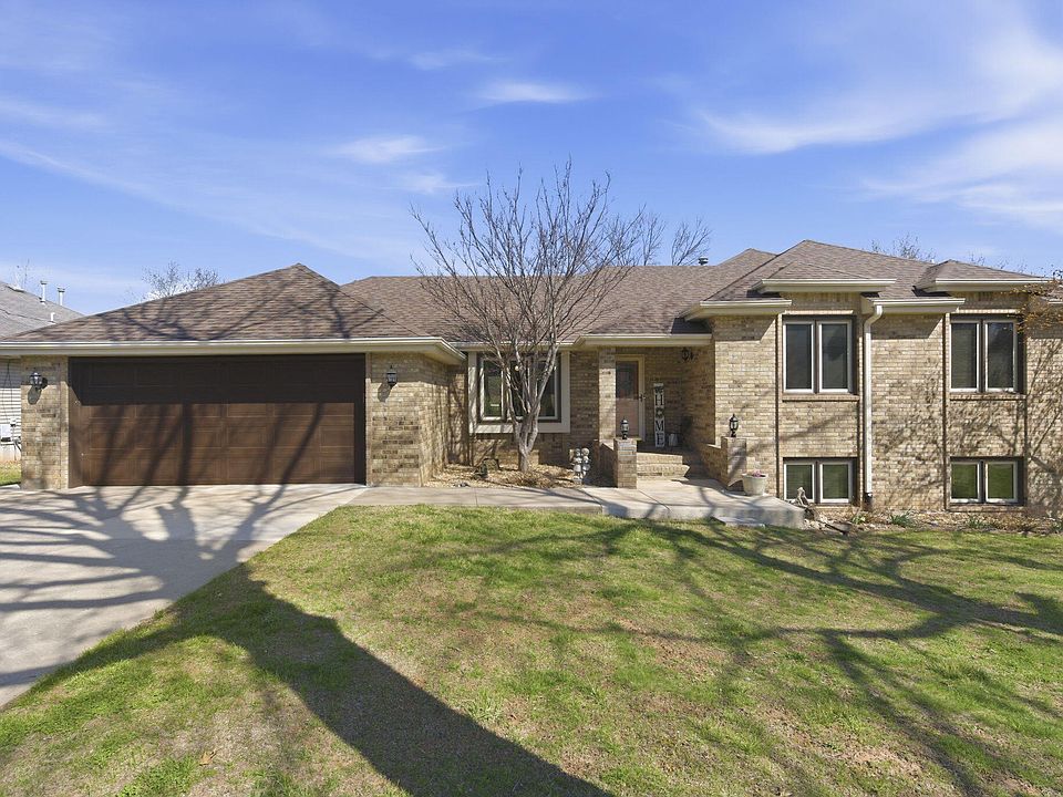 1st image of 1551 W Pheasant Run Street