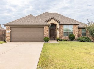 1105 Wolverine Ln, Greenville, TX 75402