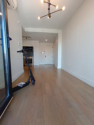 Rented by City Vista Inc | media 26