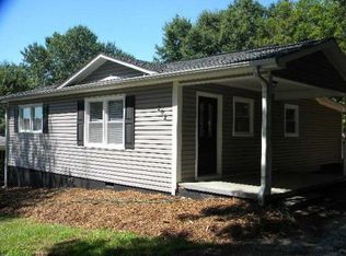 202 Fern Dr, Inman, SC 29349