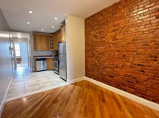 Rented by REAL New York | media 11