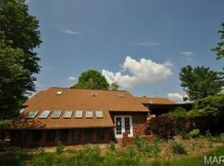 800 N 5th St, Elsberry, MO 63343