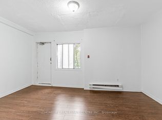 223 Jameson Ave #303, Toronto, ON M6K 2Y3