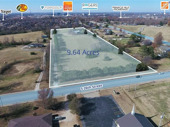 2428 S 26th St, Rogers, AR 72758