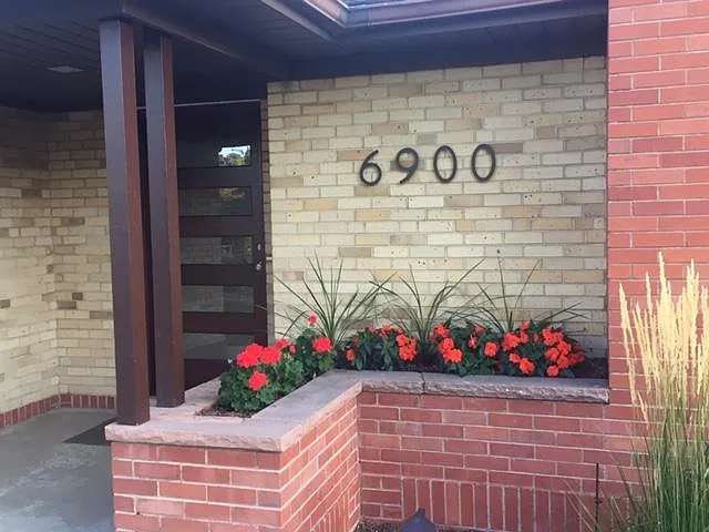 3 bed, 1750 sqft, $3,500 — Photo 2