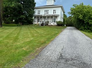 211 N Main St APT 2, Saint Albans, VT 05478