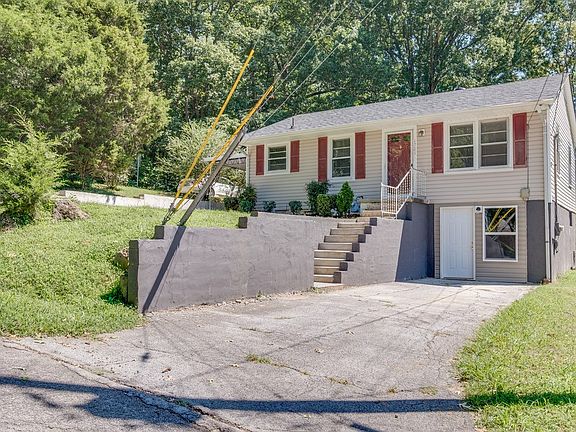 3rd image of 1701 Bestview Dr