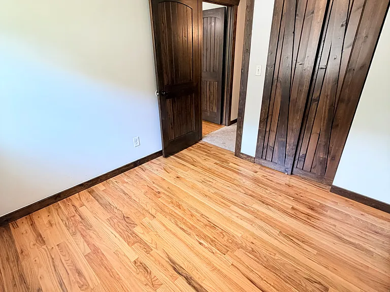 103 Valleyview Dr — Photo 16
