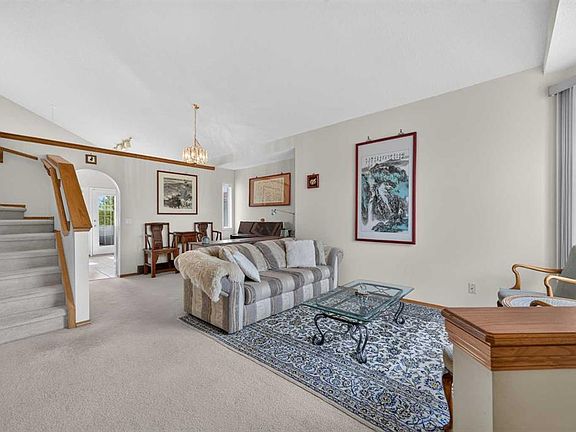 2nd image of 76 SW Hawkmount Close NW