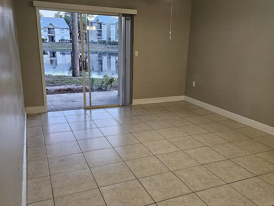 1908 Lake Atriums Cir #1-15