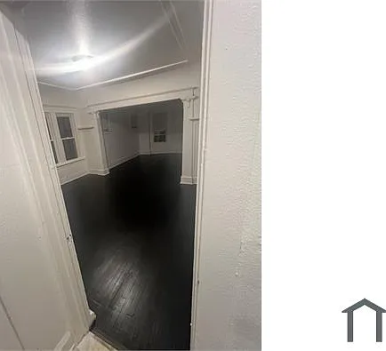 2 bed, $1,050 — Photo 4
