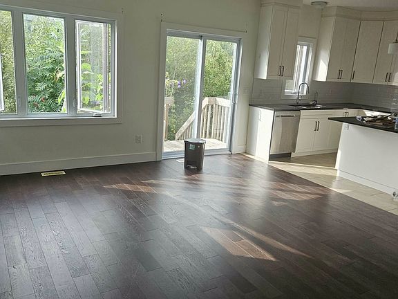 3rd image of 15 Livya St