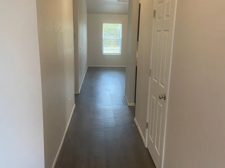 2024 Taylor St — Photo 4