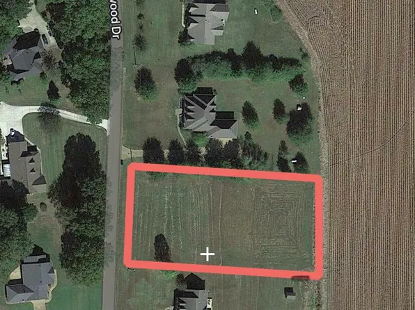 17 S Park St, Senatobia, MS 38668