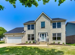 1843 N Wilson Pl, Arlington Heights, IL 60004