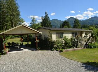 8354 Arnold Ln, Concrete, WA 98237