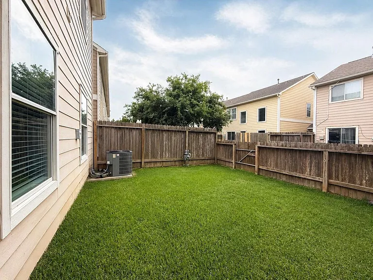 8343 Cassidy Creek Ct — Photo 30