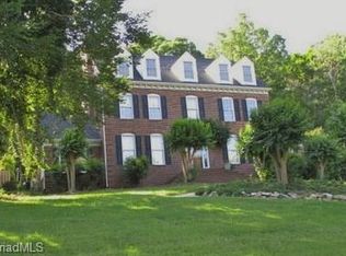 163 Oak Ridge Dr, Eden, NC 27288