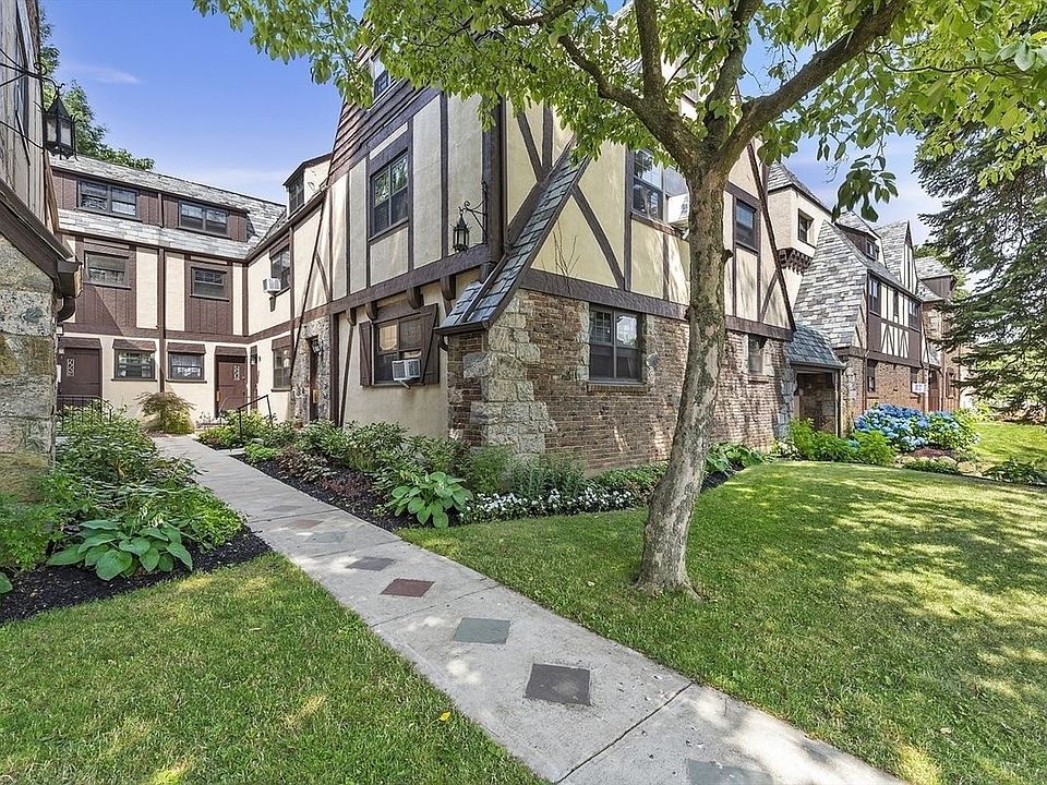 2nd image of 3812 213th St APT 9
