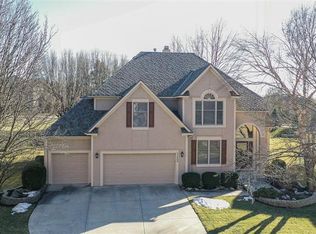 11409 W 142nd Ter, Overland Park, KS 66221