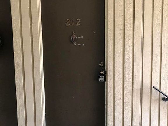 2nd image of 1008 S College Rd APT 212