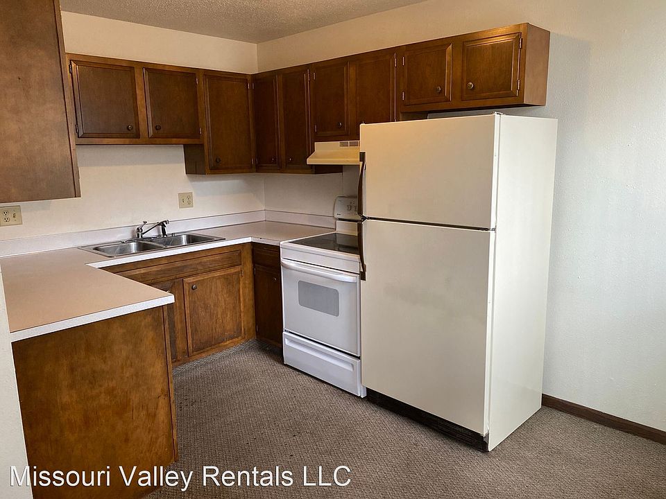 1st image of 521 W Indiana Ave #4