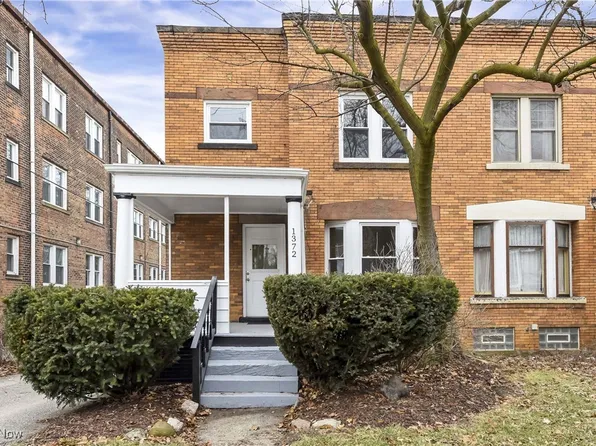 1372 W 112th St, Cleveland, OH 44102